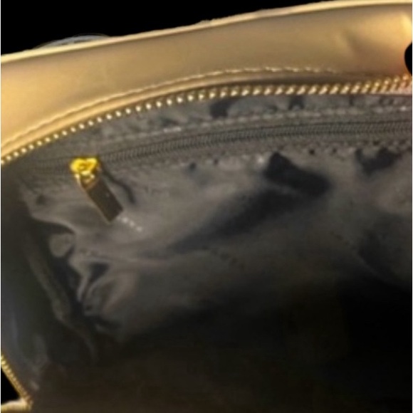 Versace Gold Pouch Clutch/Crossbody, comes with unbranded chain & Versace Box - Picture 7 of 10